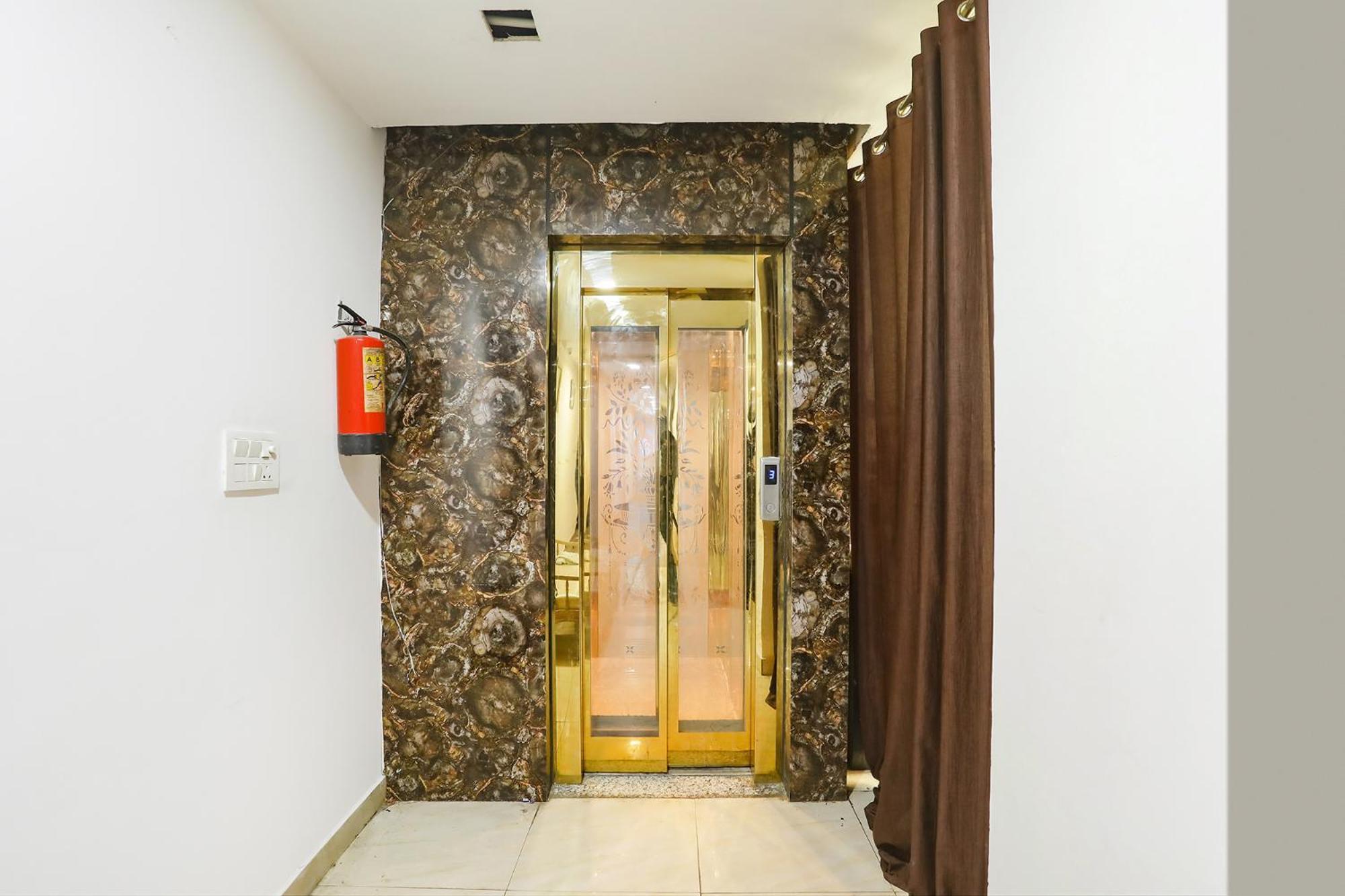 Fabexpress The Arrow Hotel New Delhi Luaran gambar